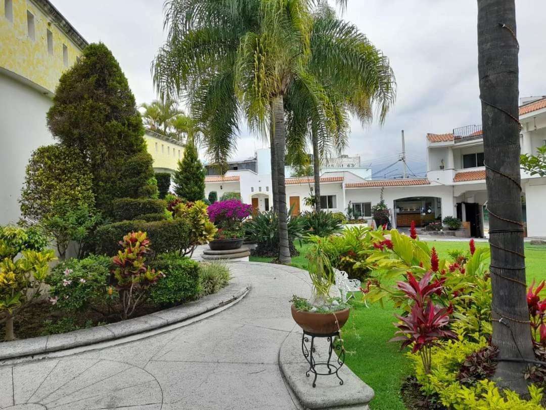 كويرنافاكا Hotel Canarios المظهر الخارجي الصورة